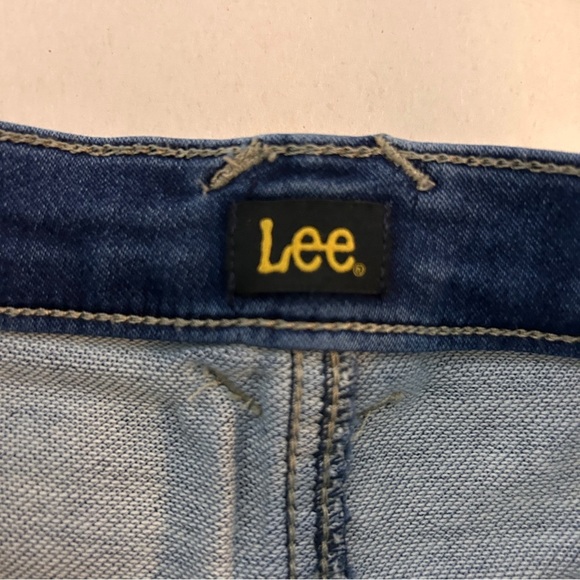 Lee Women’s Medium Denim Pencil Skirt Knee Length Stretchy Academia office work - Picture 6 of 8
